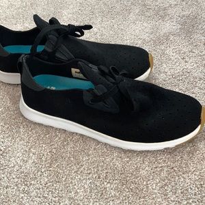 Native lightweight Apollo shoes - Worn 1x!